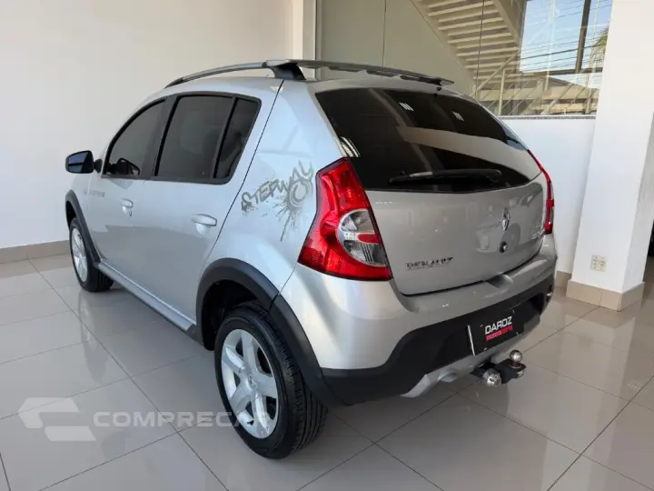 SANDERO STEPWAY Hi-Flex 1.6 16V 5p
