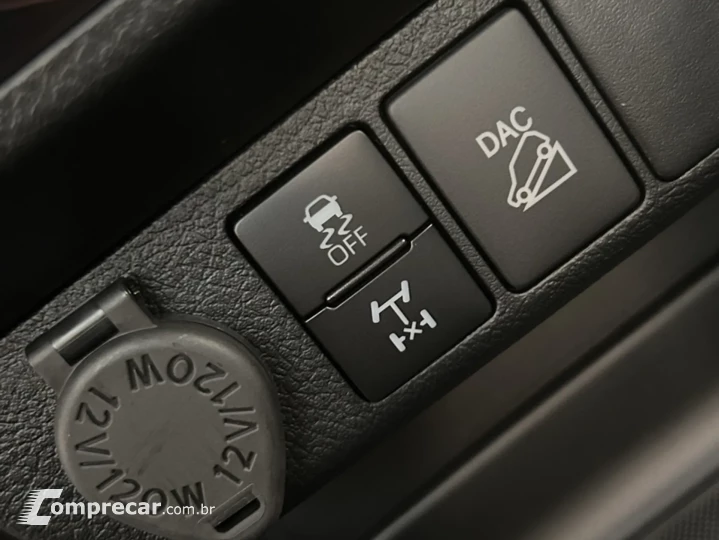 HILUX 2.8 D-4D TURBO CD SRV 4X4 AUTOMÁTICO