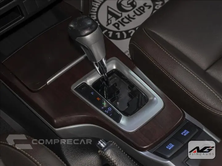 HILUX SW4 2.7 SRV 7 Lugares 4X2 16V