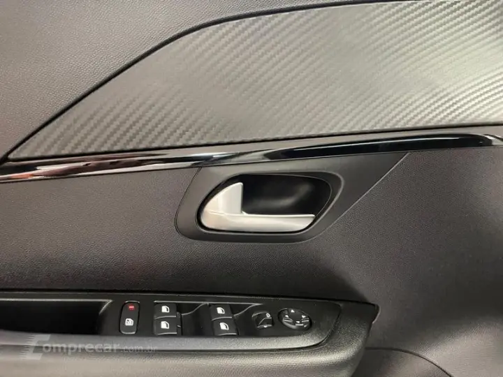 208 STYLE 1.0 FLEX 6V 5P MEC