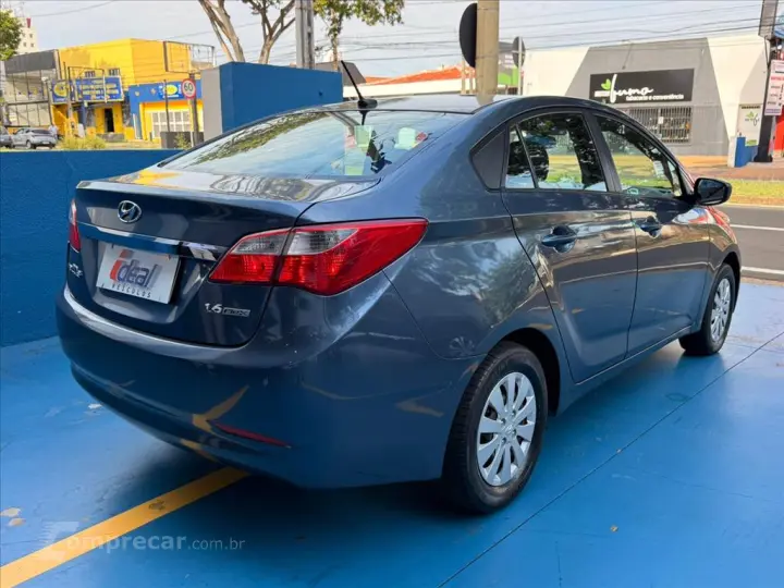 HB20S 1.6 COMFORT PLUS 16V FLEX 4P MANUAL