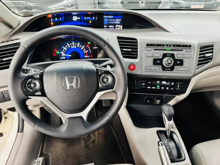 CIVIC LXR 2.0 16V FLEX AUT.