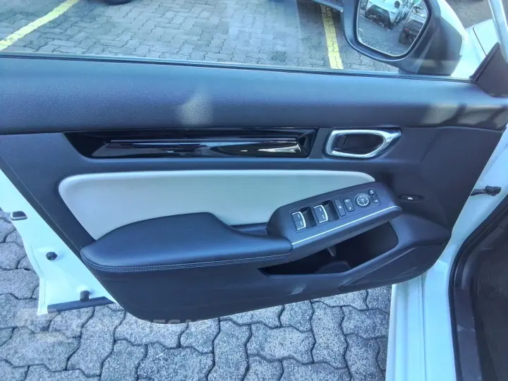 CIVIC 2.0 DI eHEV ADVANCED E-CVT