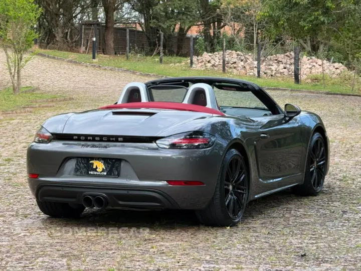 718 Boxster 2.0 300cv