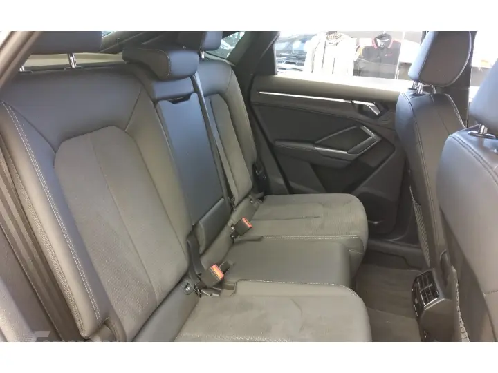 Q3 2.0 40 TFSI GASOLINA SPORTBACK PERFORMANCE BLACK QUATTRO