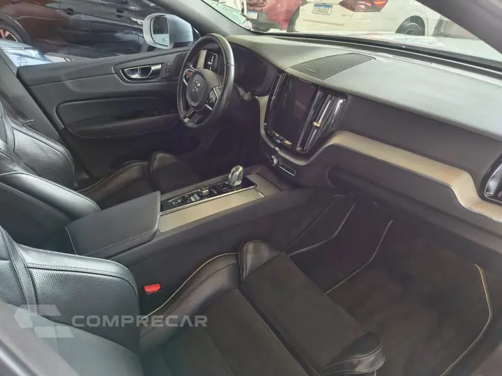 XC60 2.0 16V 4P T8 HYBRID R-DESIGN AWD GEARTRONIC AUTOMÁTICO