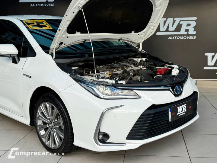COROLLA 1.8 VVT-I Hybrid Altis