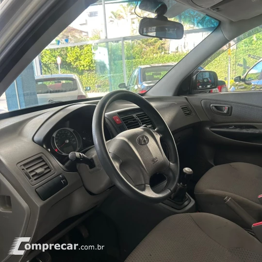 TUCSON 2.0 MPFI GLS 16V 143cv 2WD