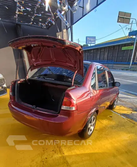 CLASSIC 1.0 MPFI Sedan 8V