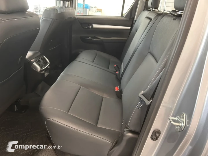 HILUX 2.8 D-4D TURBO CD SRV 4X4 AUTOMÁTICO