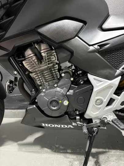 CB 300 F TWISTER CBS