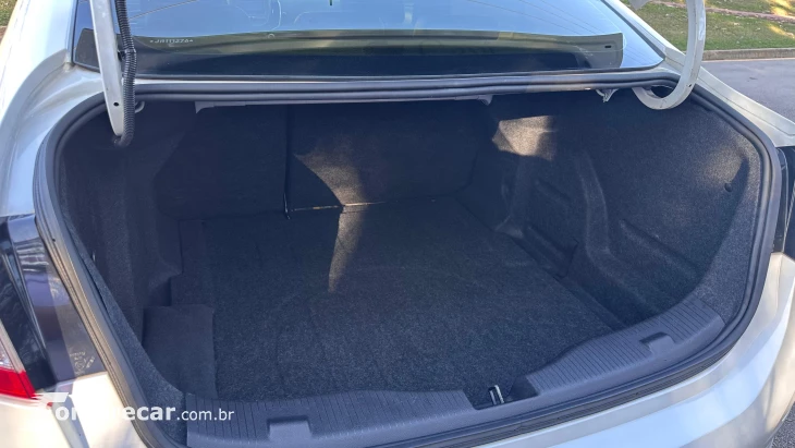 CRUZE 1.4 LT