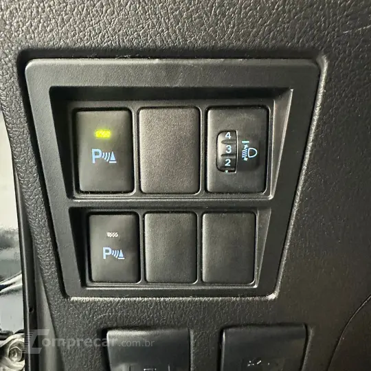 Hilux SW4 SRV 4x2 2.7 Flex 16V Aut.