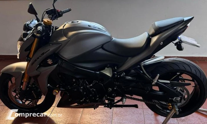 GSX S-1000
