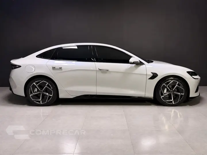 SEAL 82,5 KW ELÉTRICO AWD