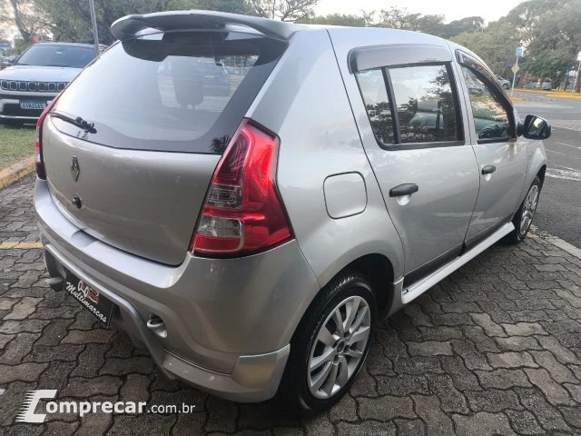 SANDERO - 1.6 EXPRESSION 8V 4P MANUAL