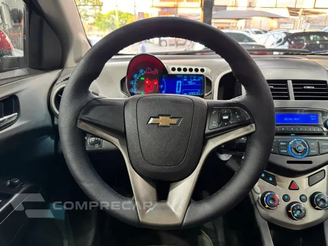 SONIC HATCH - 1.6 LTZ 16V 4P MANUAL