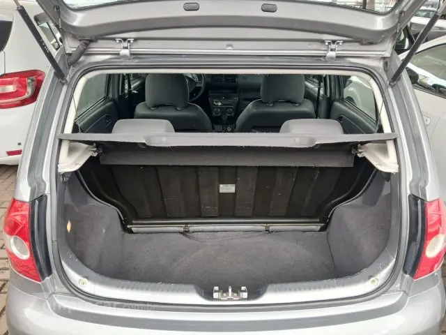 FOX - 1.0 MI 8V 4P MANUAL