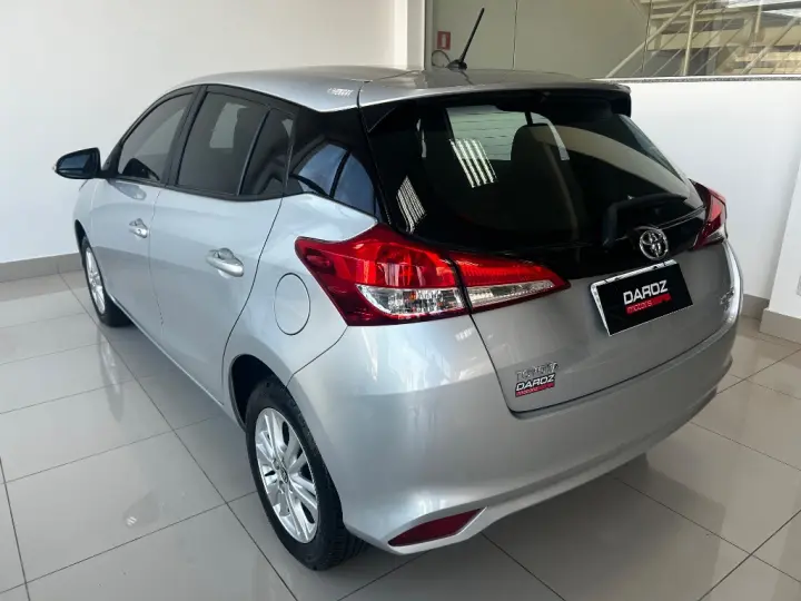 YARIS XL 1.3 Flex 16V 5p Mec.