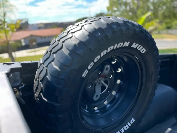 DEFENDER 2.5 SW HCPU 130 4X4 TURBO DIESEL 4P MANUAL