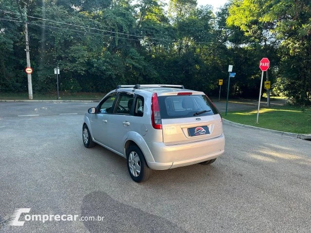 FIESTA HATCH - 1.6 ROCAM SE PLUS 8V 4P MANUAL