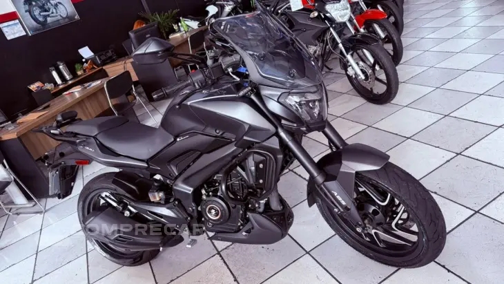 DOMINAR 400C