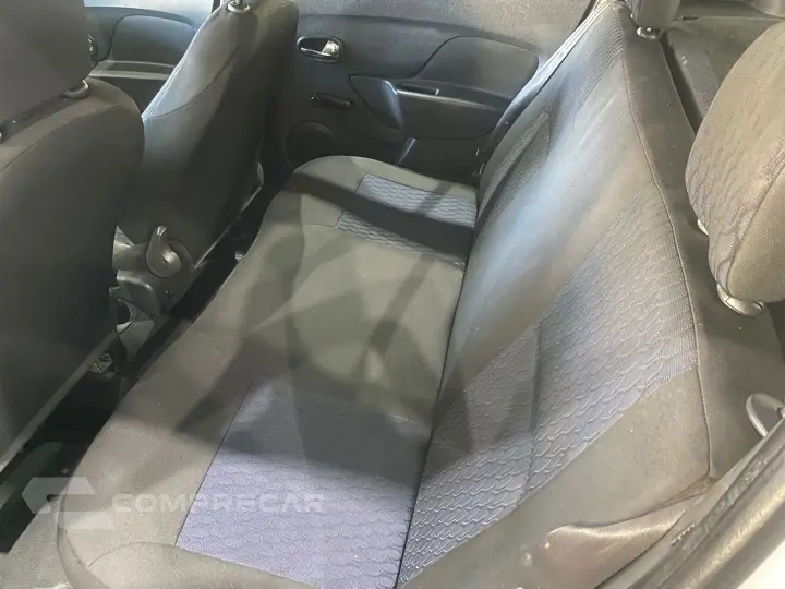 Sandero 1.0 AUTHENTIQUE 16V FLEX 4P MANUAL