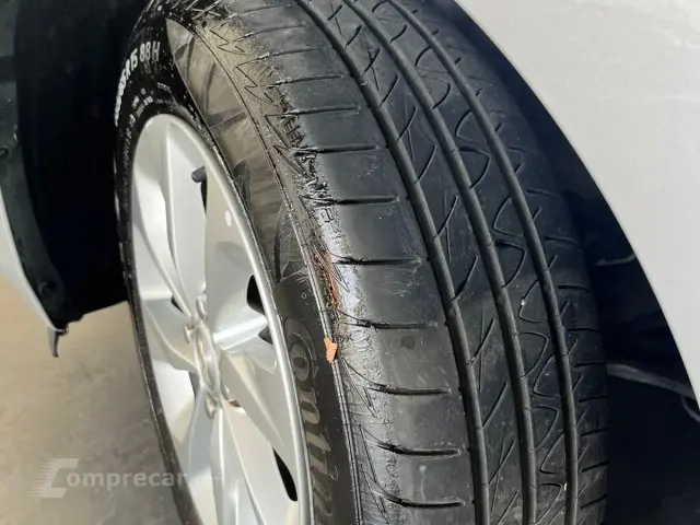 ONIX - 1.0 TURBO LT AUTOMATICO