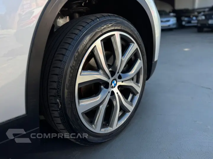 X1 2.0 16V Turbo Activeflex25i Sport