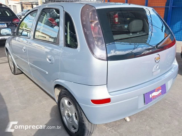 CORSA HATCH - 1.0 MPFI JOY 8V 4P MANUAL