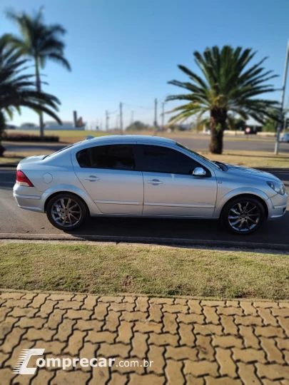 VECTRA 2.0 MPFI Elegance 8V