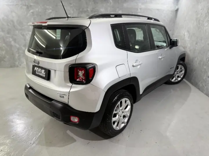 RENEGADE 1.8 16V Longitude