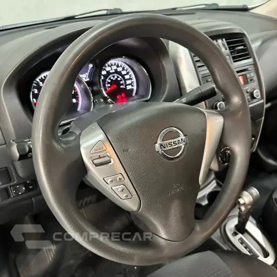 VERSA SV 1.6 16V FlexStart 4p Aut.