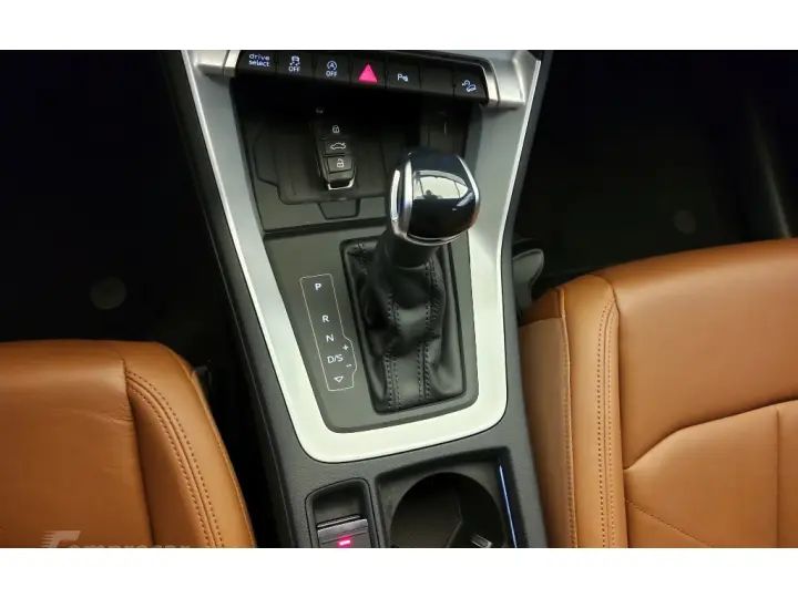 Q3 2.0 40 TFSI GASOLINA SPORTBACK PERFORMANCE QUATTRO TIPTRO