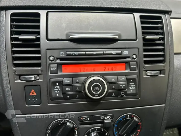 TIIDA 1.8 S 16V FLEX 4P MANUAL