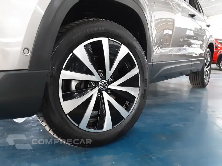 TAOS 1.4 250 TSI TOTAL FLEX HIGHLINE AUTOMÁTICO