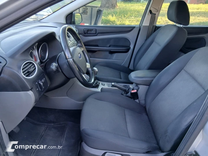 FOCUS 1.6 GL 16V