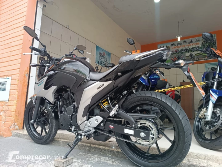 FAZER 250 ABS