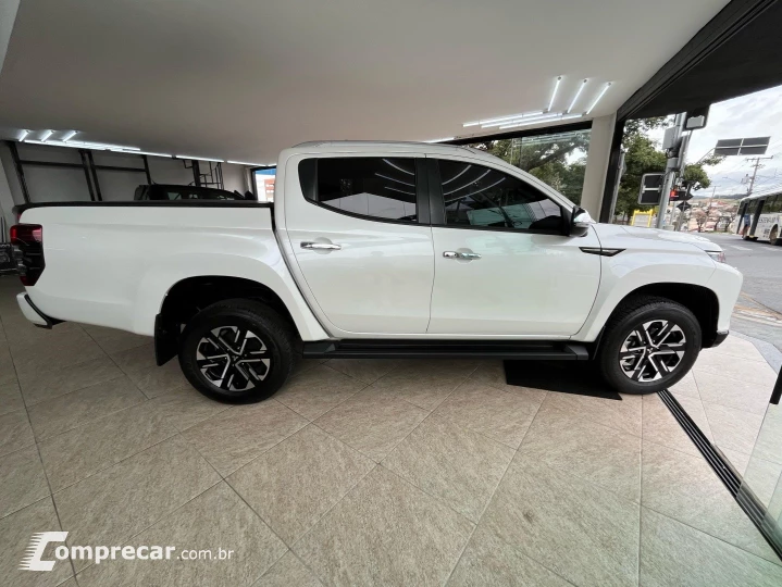 L200 TRITON 2.4 16V TURBO DIESEL SPORT HPE-S CD 4P 4X4 AUTOM
