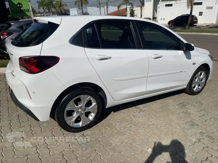 ONIX 1.0 Turbo Plus Premier