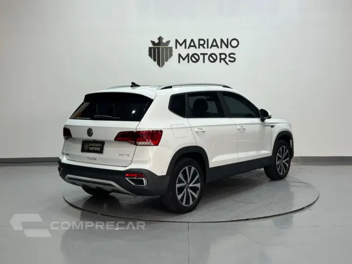 TAOS 1.4 250 TSI TOTAL FLEX HIGHLINE AUTOMÁTICO