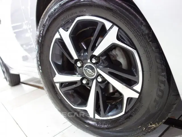 PRISMA - 1.0 MPFI JOY 8V 4P MANUAL