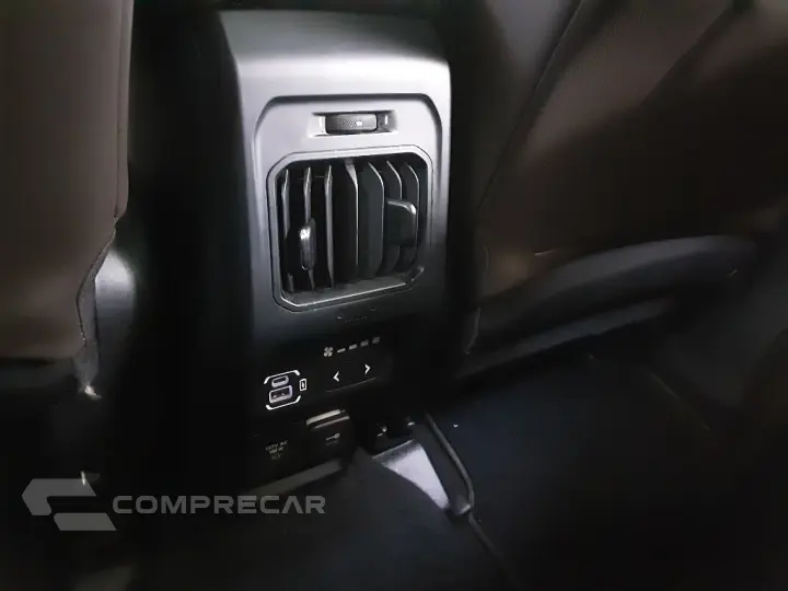 COMMANDER 1.3 T270 TURBO FLEX OVERLAND AT6