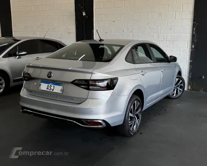 VIRTUS Highline 200 TSI 1.0 Flex 12V Aut