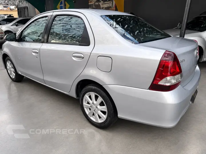 ETIOS 1.5 X PLUS SEDAN 16V FLEX 4P MANUAL