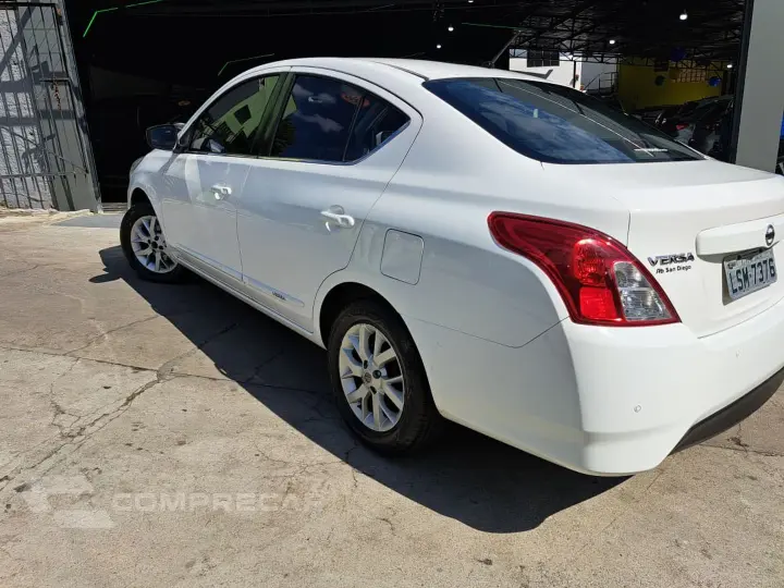 Versa 1.6 16V Flex Sv 4P Manual