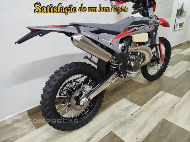 2T 250 TSX