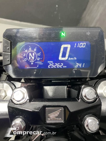 CB 300 F CBS