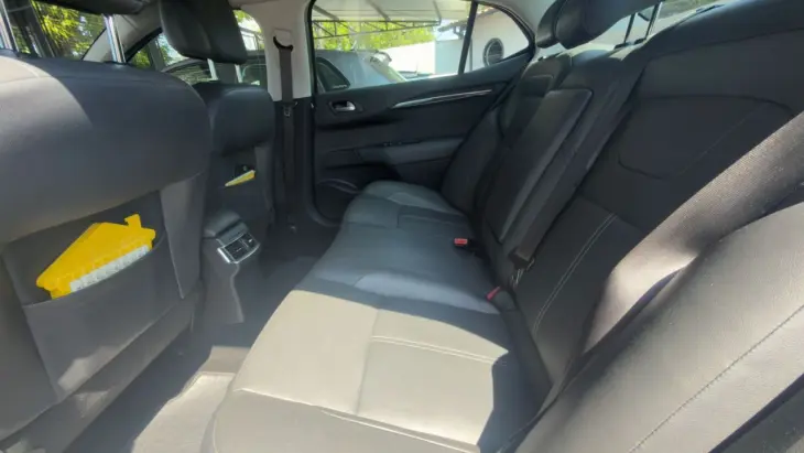 C4 Sedan 1.6 16V 4P LOUNGE EXCLUSIVE THP TURBO AUTOMÁTICO