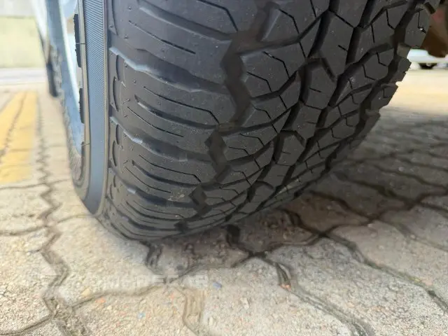 HILUX SW4 - 3.0 SRV 4X4 7 LUGARES 16V TURBO INTERCOOLER 4P A